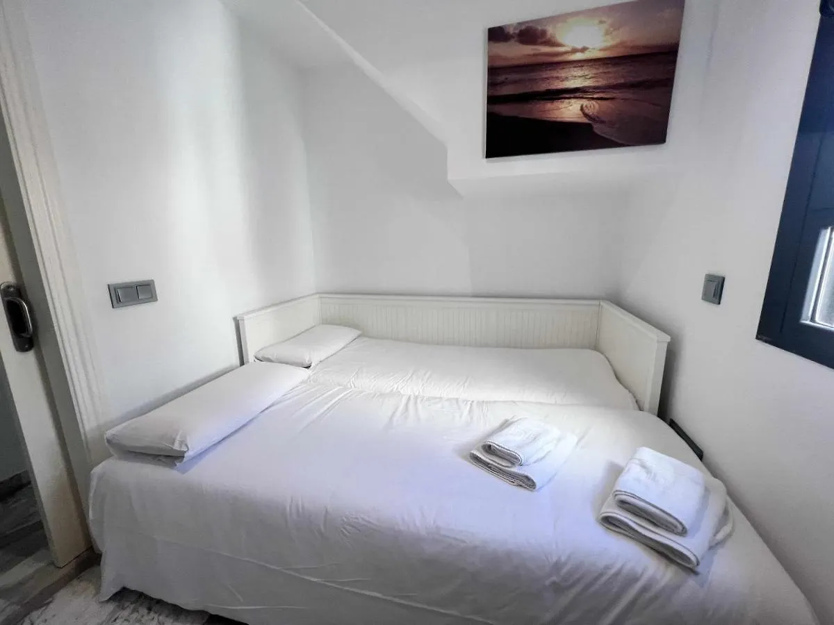 Atico San Bernardo Terraza Y Parking Incluido Apartment Seville